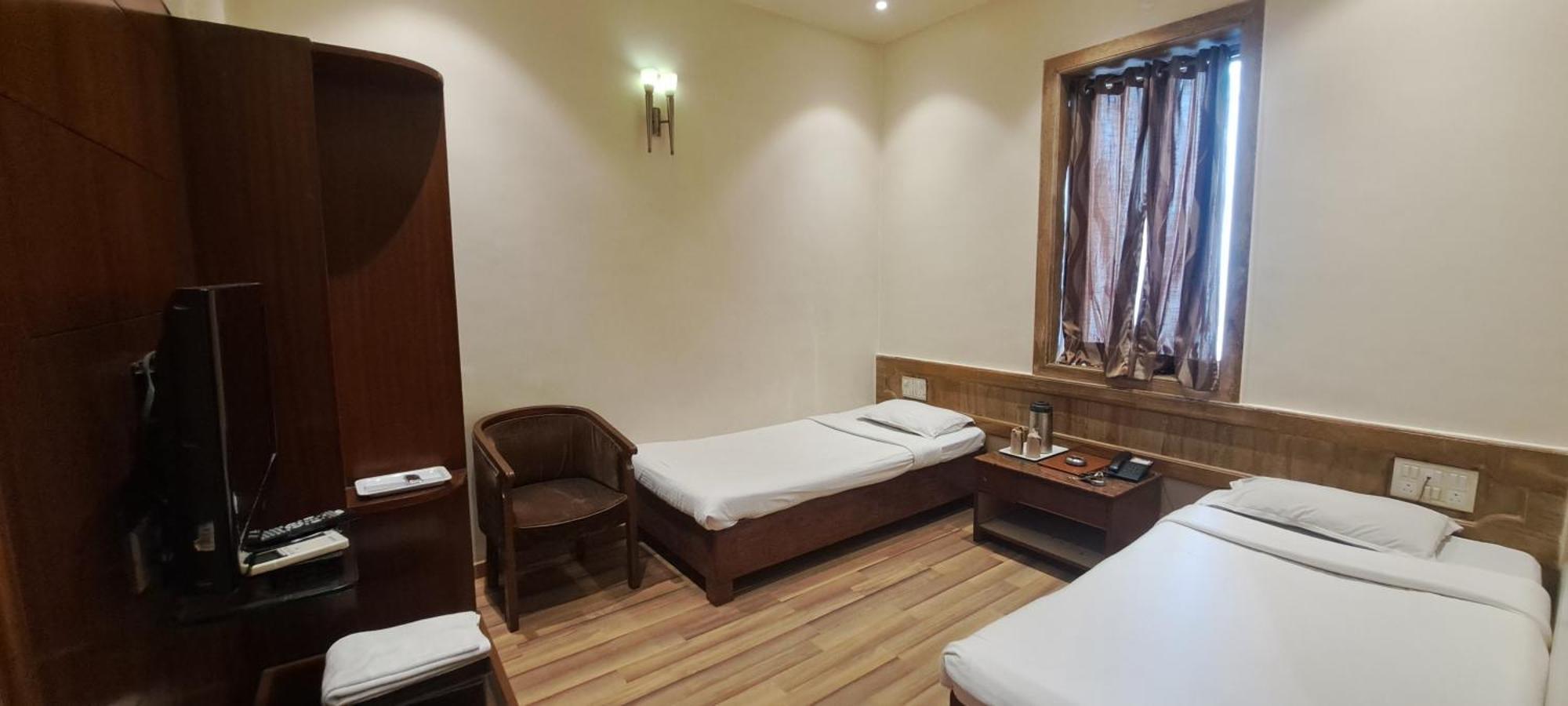 Hotel Shivam Pune Dış mekan fotoğraf
